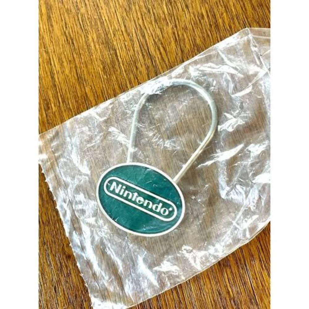 NINTENDO Promo Teal Enamel Metal KEYBAR / KEYCHAIN